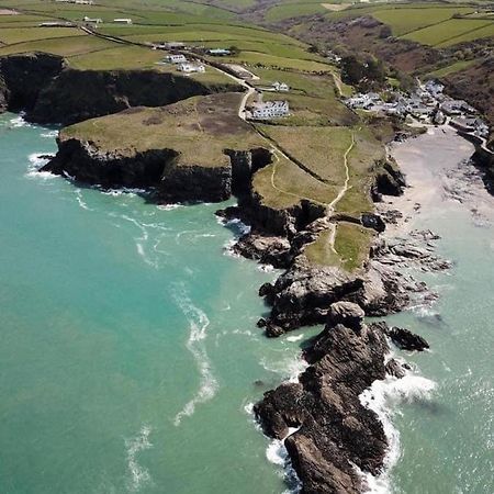 Port Gaverne Hotel Port Isaac Bagian luar foto