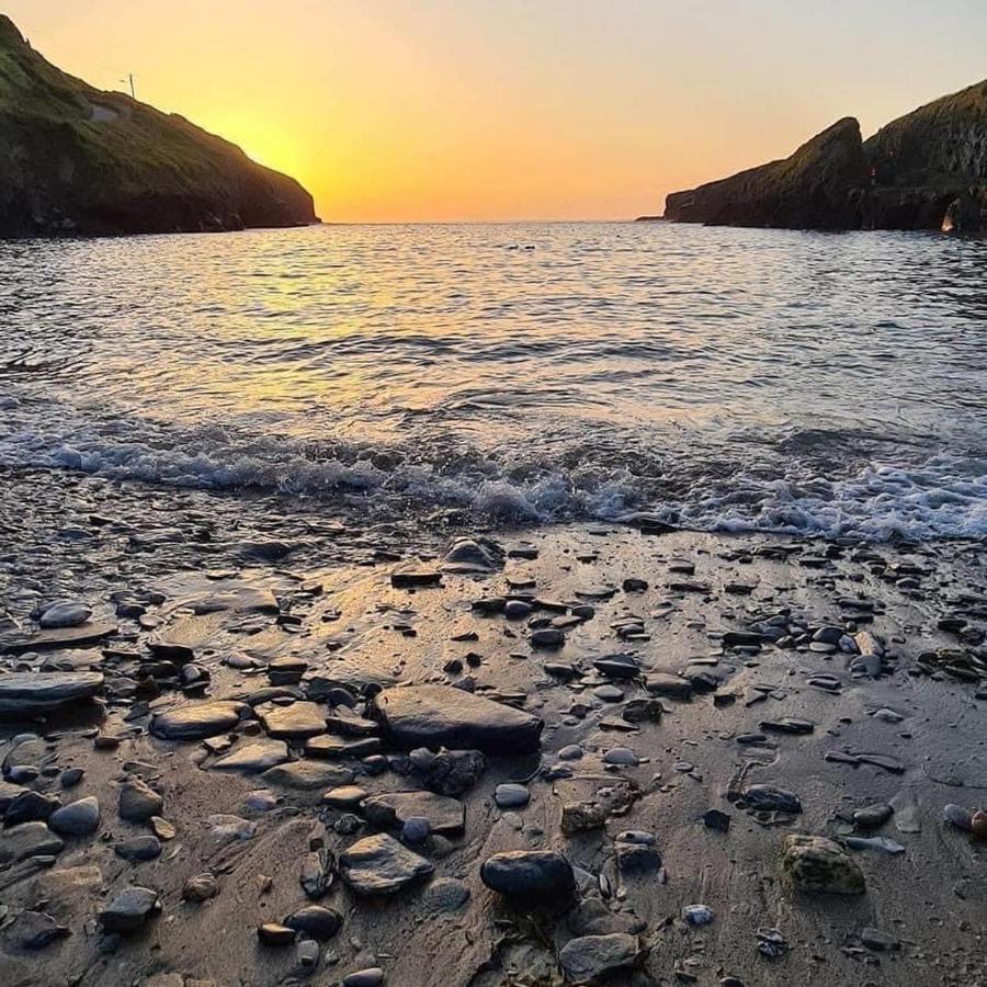 Port Gaverne Hotel Port Isaac Bagian luar foto